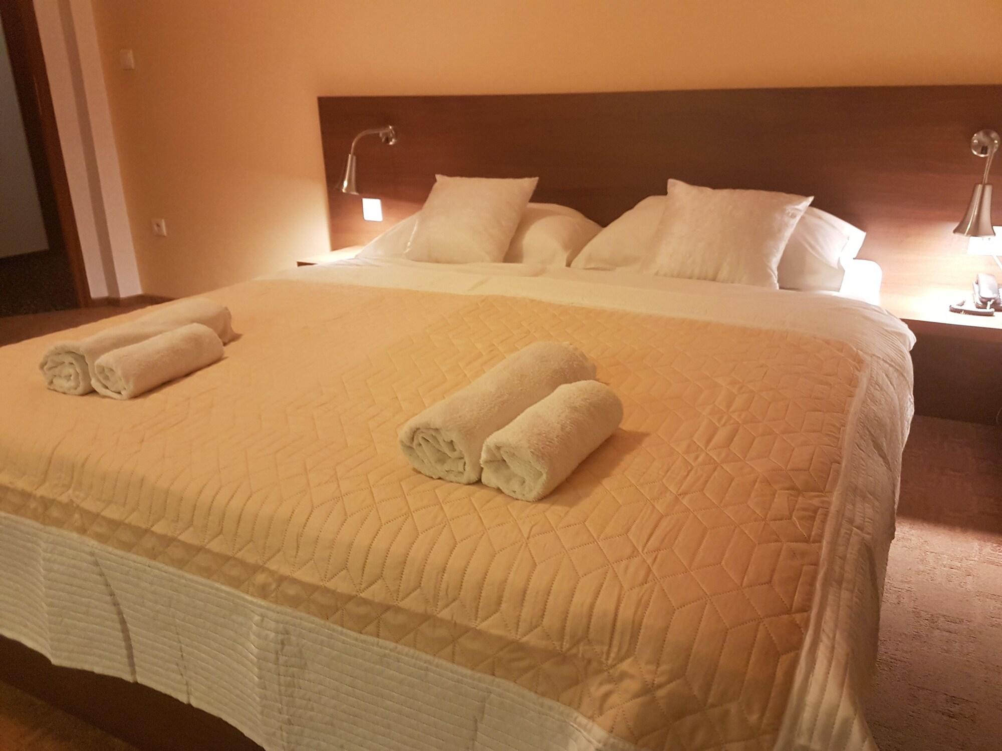 Ahar Hotel Ilidža Eksteriør billede