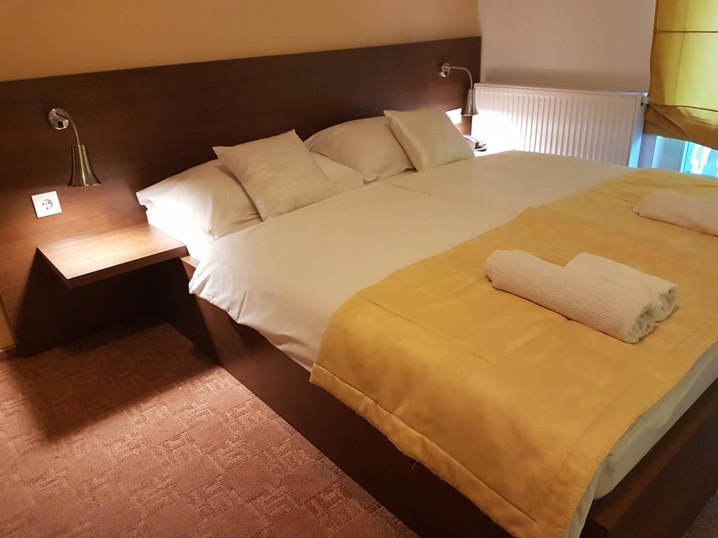 Ahar Hotel Ilidža Eksteriør billede